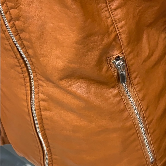 Faux leather jacket - Picture 5 of 6